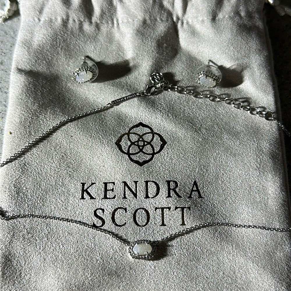 Kendra Scott Mini Drusy Irridecent Earrings and Necklacee